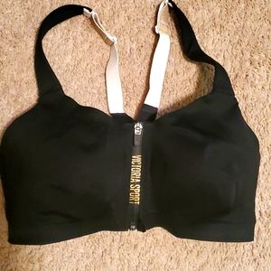 Victoria secret sports bra. Black. Size 34DD